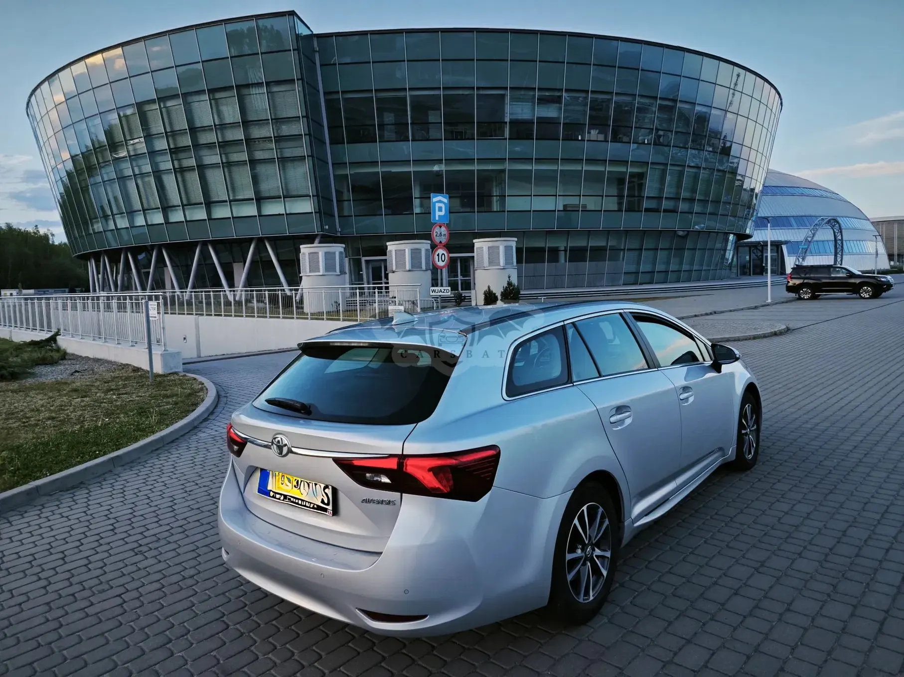 Toyota Avensis III 1.8 Premium 2017