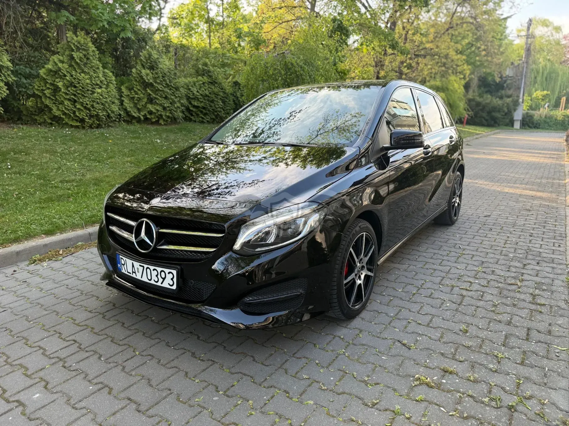 Mercedes-Benz B W246 200 (CDI) d 4Matic 7G-DCT 2015
