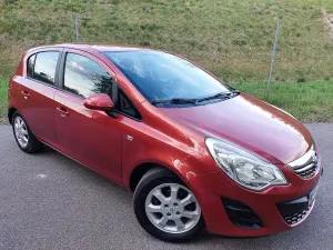 Opel Corsa D 1.2 16V Edition / Active 2013
