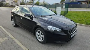 Volvo V40 II D4 Momentum 2014