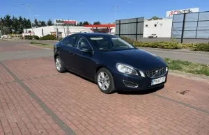 Volvo S60 II D4 Momentum 2012