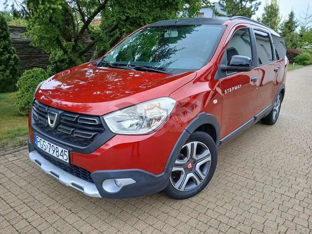 Dacia Lodgy 1.6 SCe Stepway S&S 2019