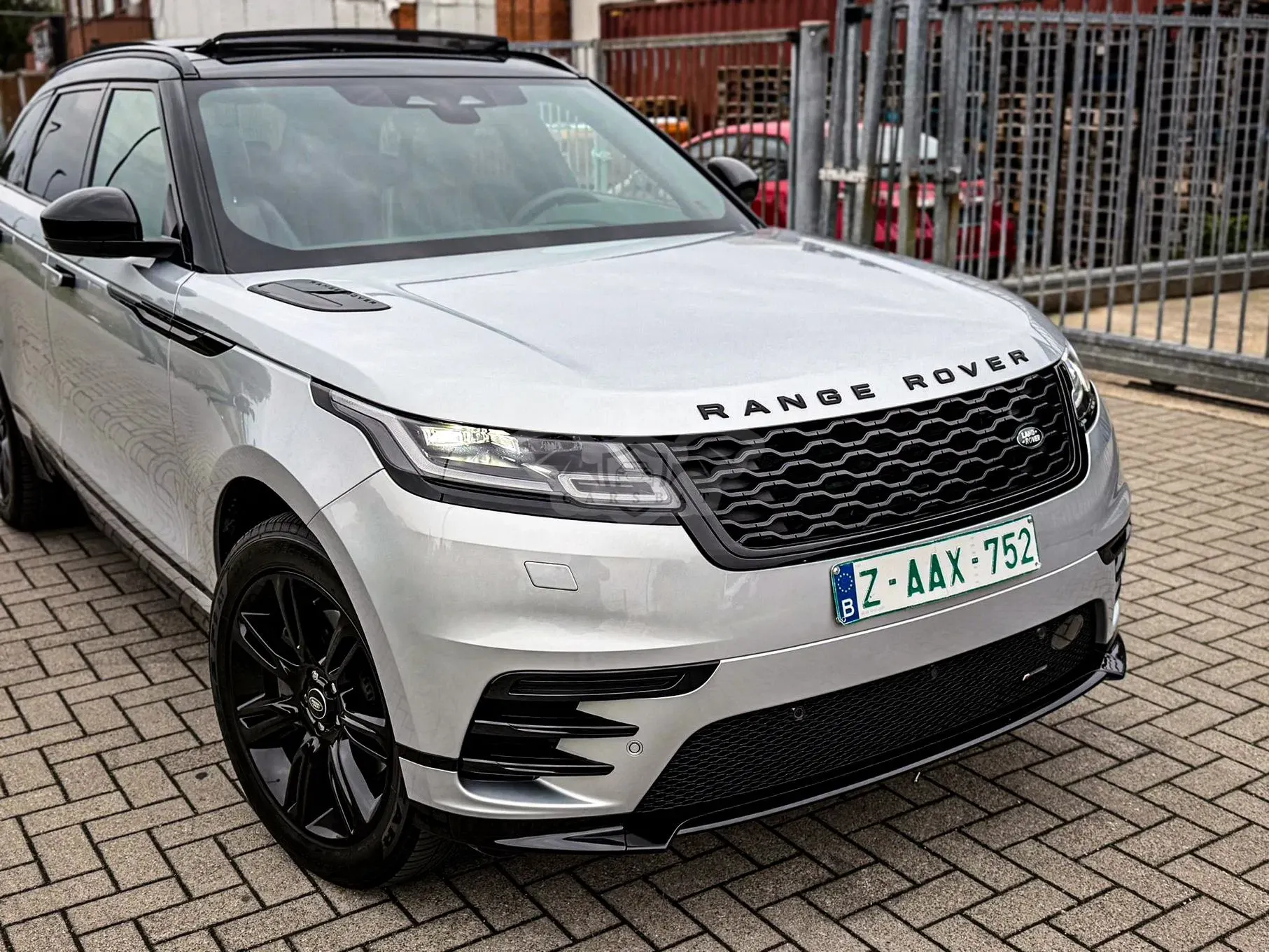 Land Rover Range Rover Velar D200 R-Dynamic 2023
