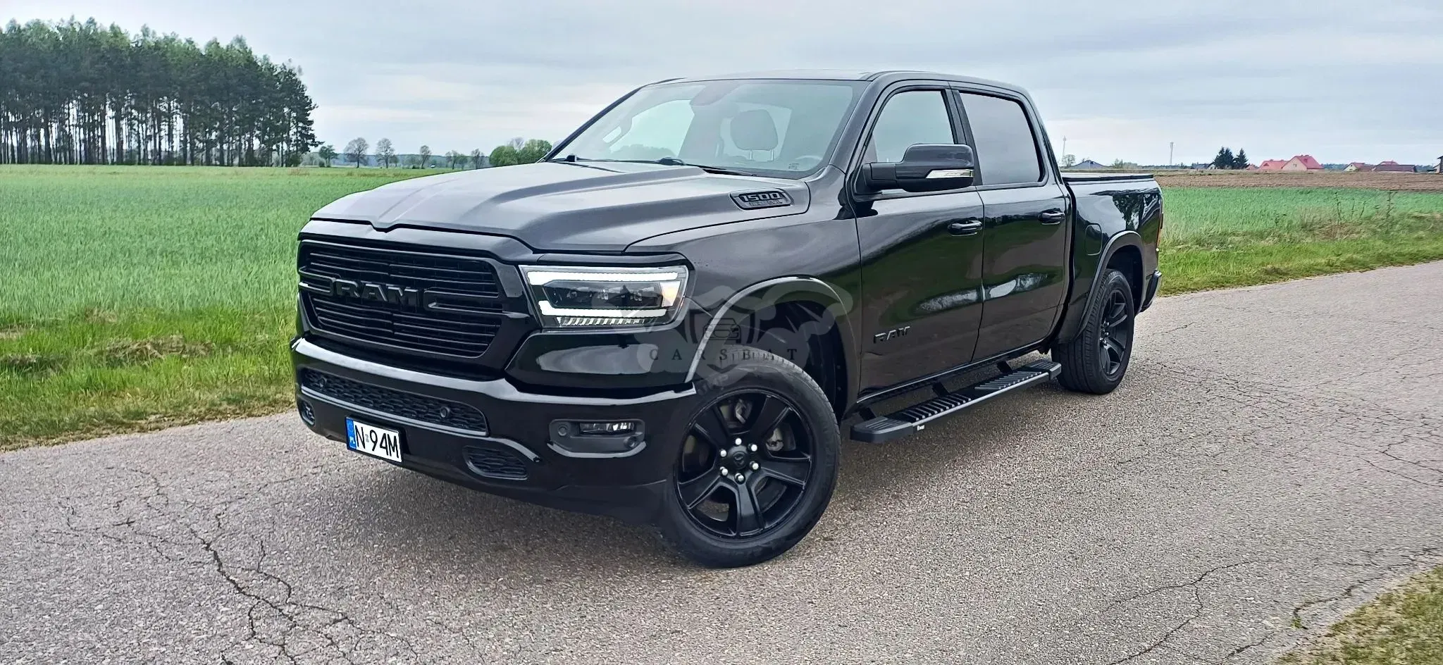 RAM 1500 5.7 Crew Cab Bighorn 2020
