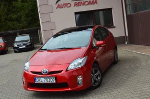 Toyota Prius III (Hybrid) Life 2011