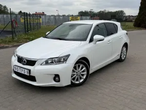 Lexus CT 200h Prestige 2012