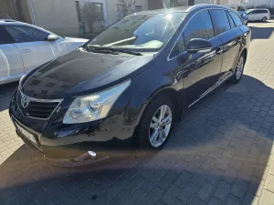 Toyota Avensis II 2.0 D-4D Sol plus+NAVI 2009