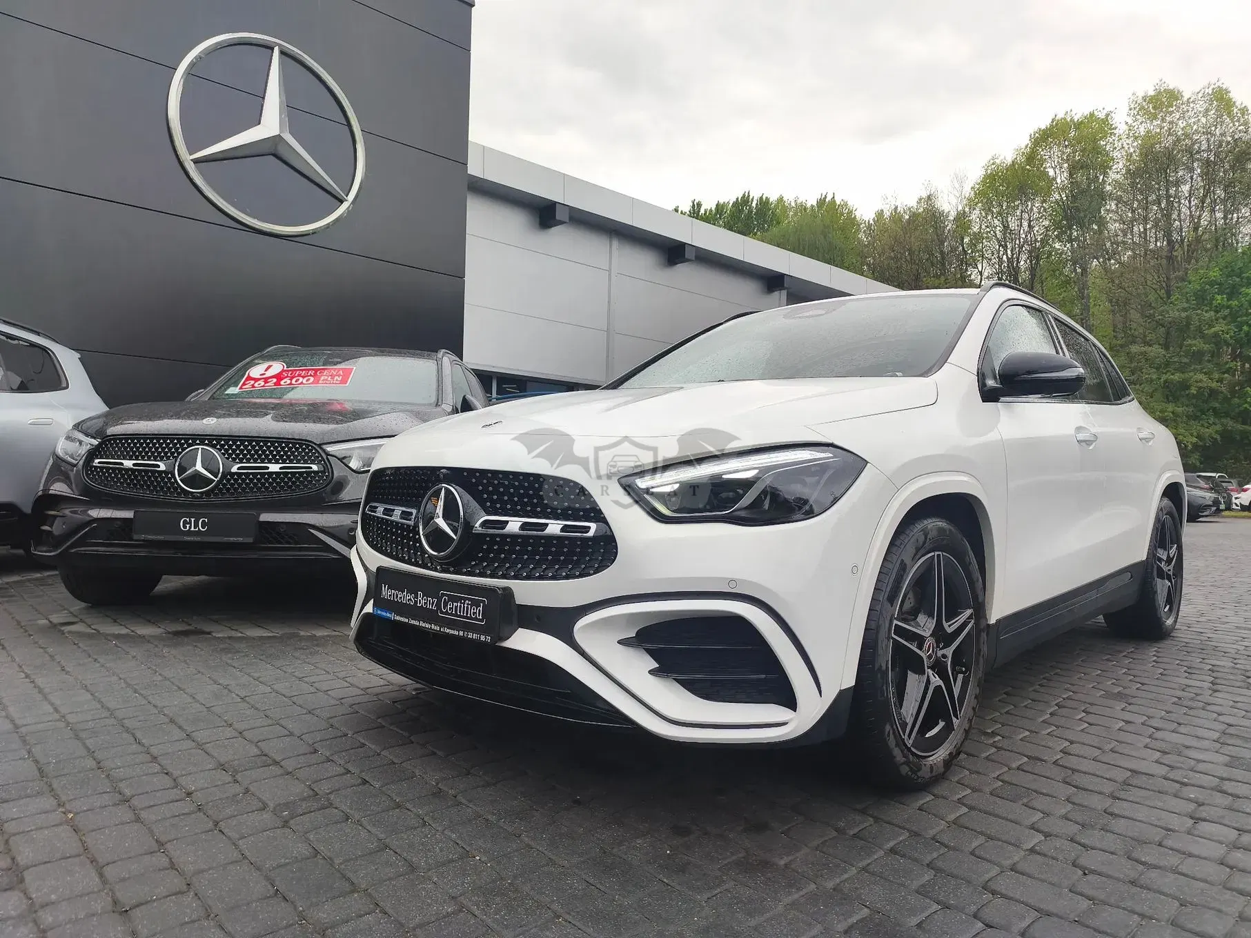 Mercedes-Benz GLA 200 AMG Line 2025