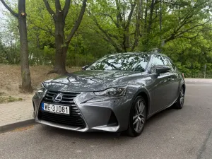 Lexus IS III 300h Business Edition 2020