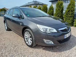 Opel Astra J 1.4 Turbo 150 Jahre 2012