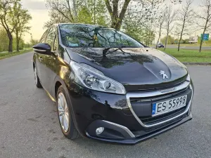 Peugeot 208 I PureTech 82 Allure 2016