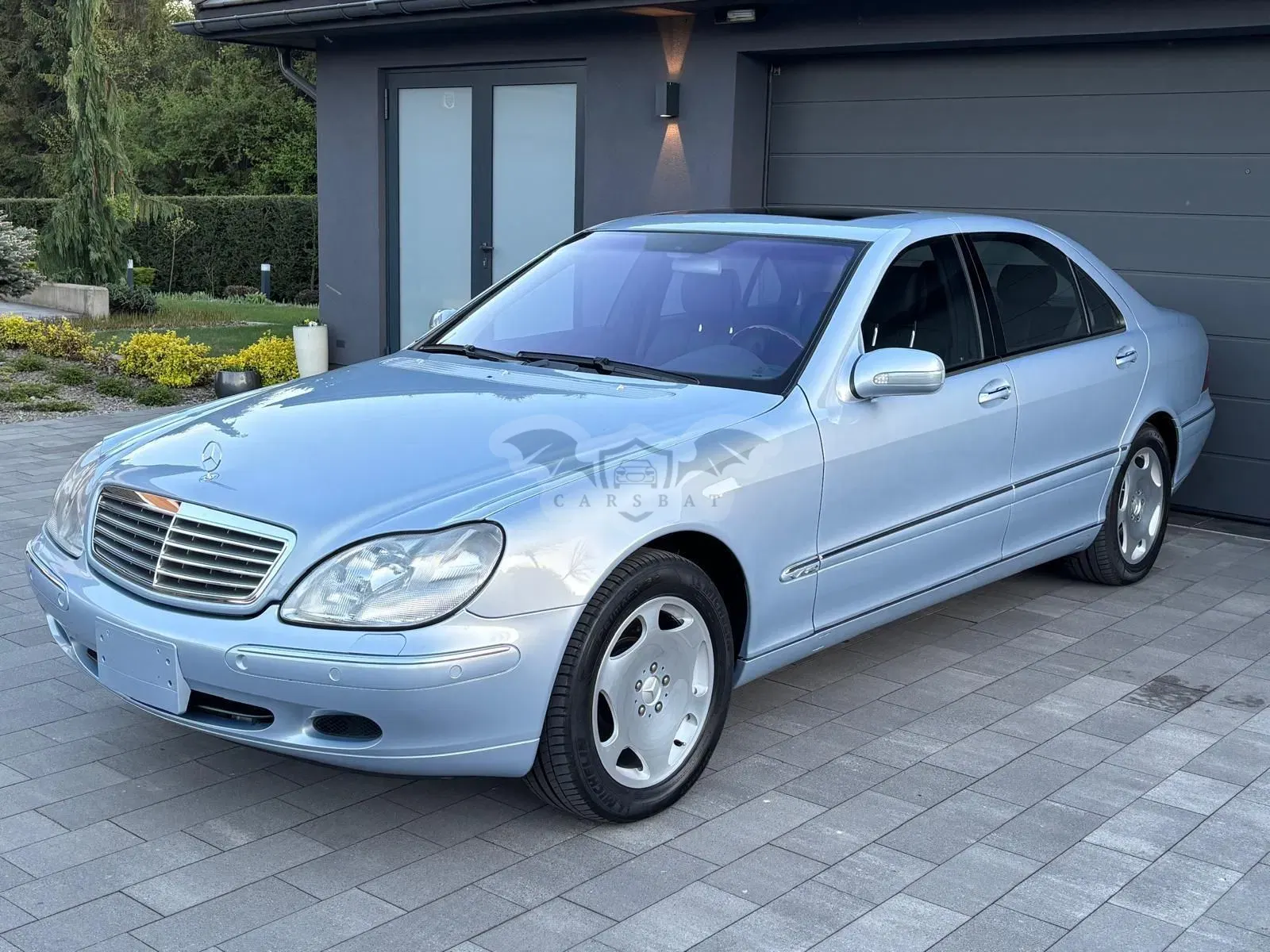 Mercedes-Benz S W220 2001