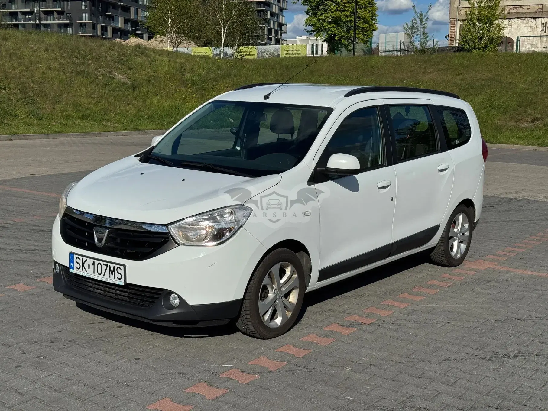 Dacia Lodgy 1.6 Laureate 2013