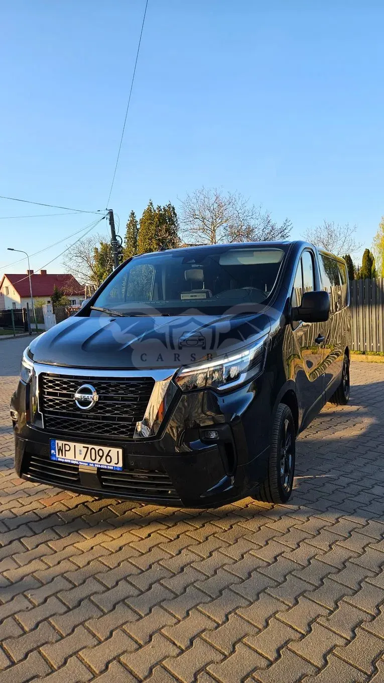 Nissan NV300 2022