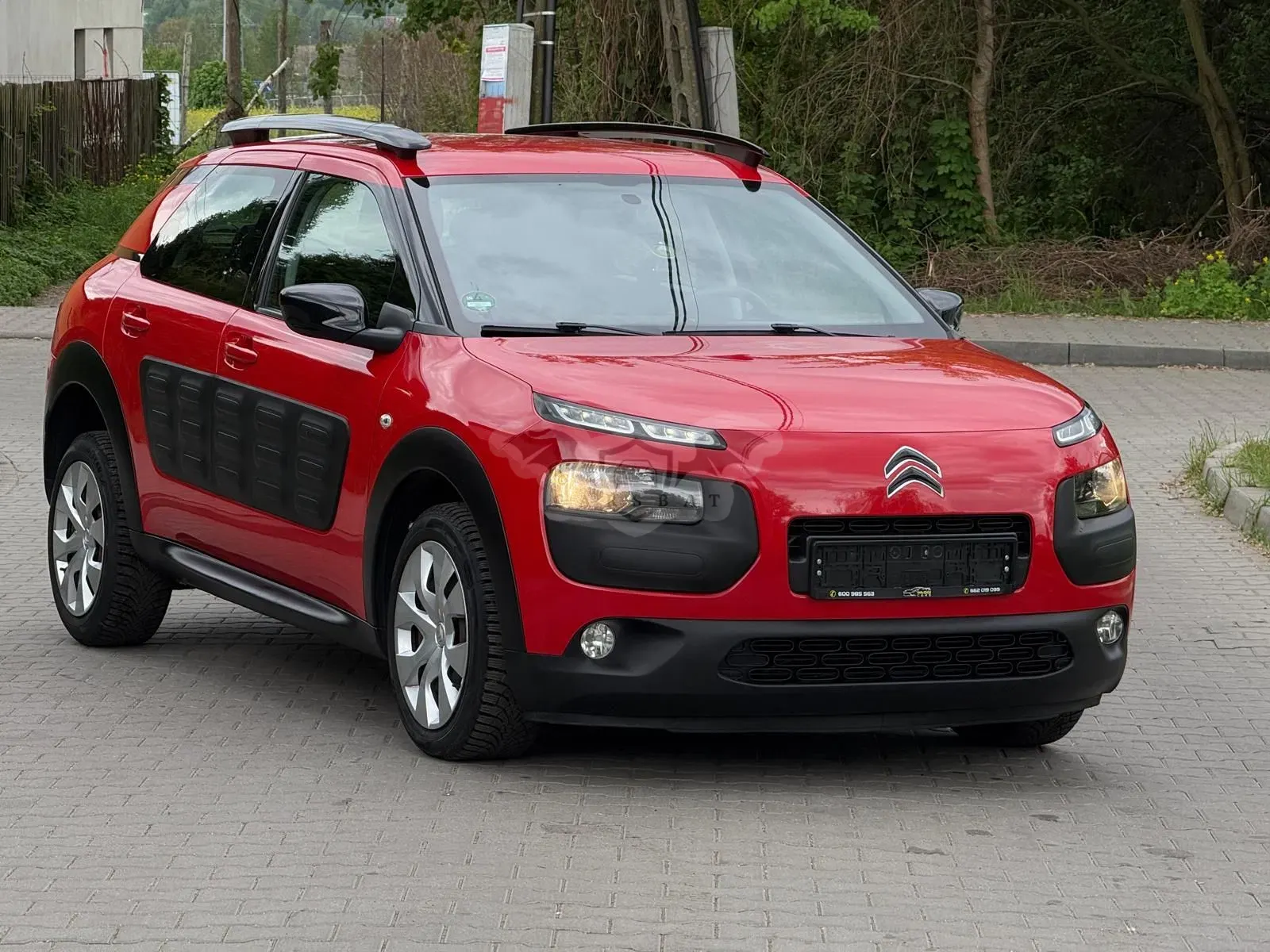 Citroën C4 Cactus BlueHDi 100 Stop&Start Shine Edition 2015