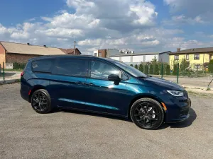 Chrysler Pacifica 2022