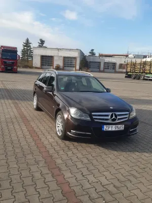 Mercedes-Benz C W204 220 CDI DPF Automatik BlueEFFICIENCY Avantgarde 2011