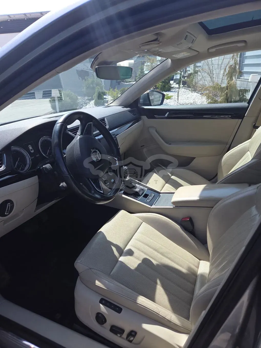 Skoda Superb III 2.0 TDI L&K DSG 2016