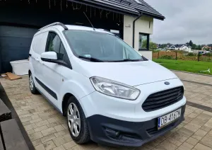 Ford Transit Courier 2016