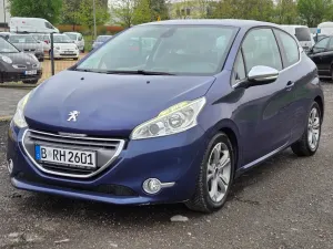 Peugeot 208 I 95 VTI Active 2012