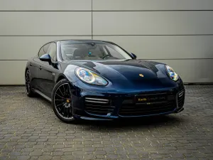 Porsche Panamera 2016