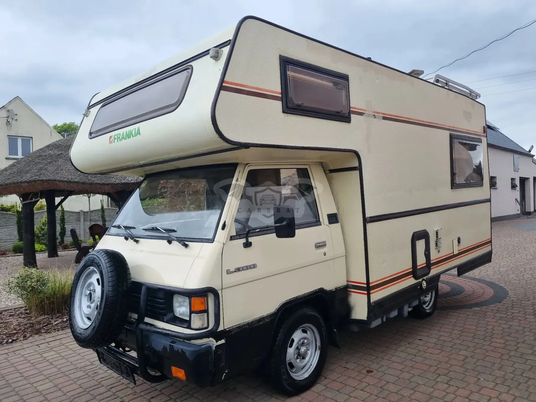 Mitsubishi L300 1988