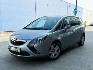 Opel Zafira C 1.4 T Cosmo 2012