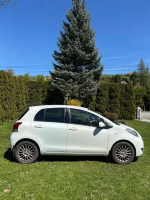Toyota Yaris II 2009