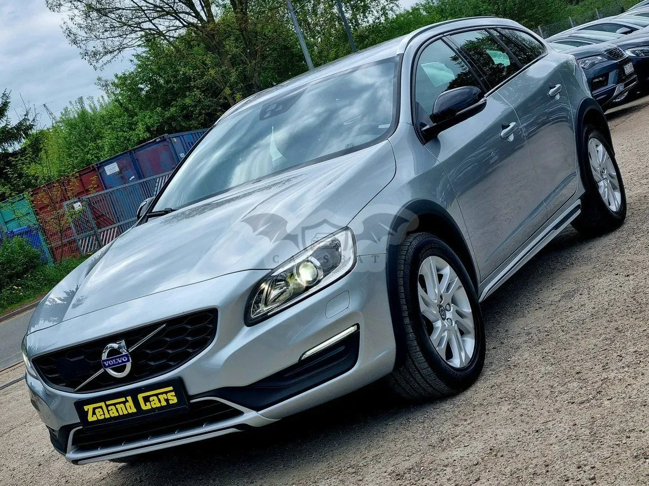 Volvo V60 D3 Geartronic Summum 2017