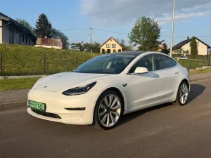 Tesla Model 3 2019