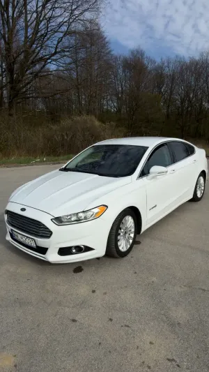 Ford Fusion 2016