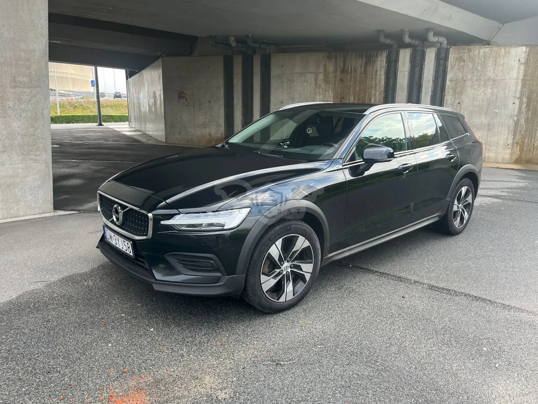 Volvo V60 II D4 AWD Geartronic Momentum 2019