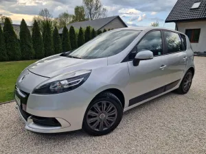 Renault Scenic III 1.6 16V 110 TomTom Edition 2012