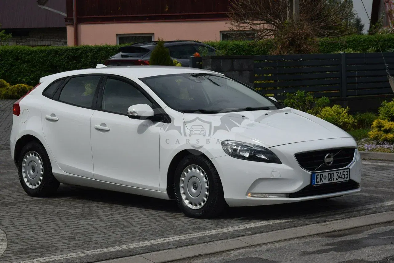 Volvo V40 II D2 2014