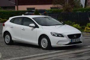 Volvo V40 II D2 2014