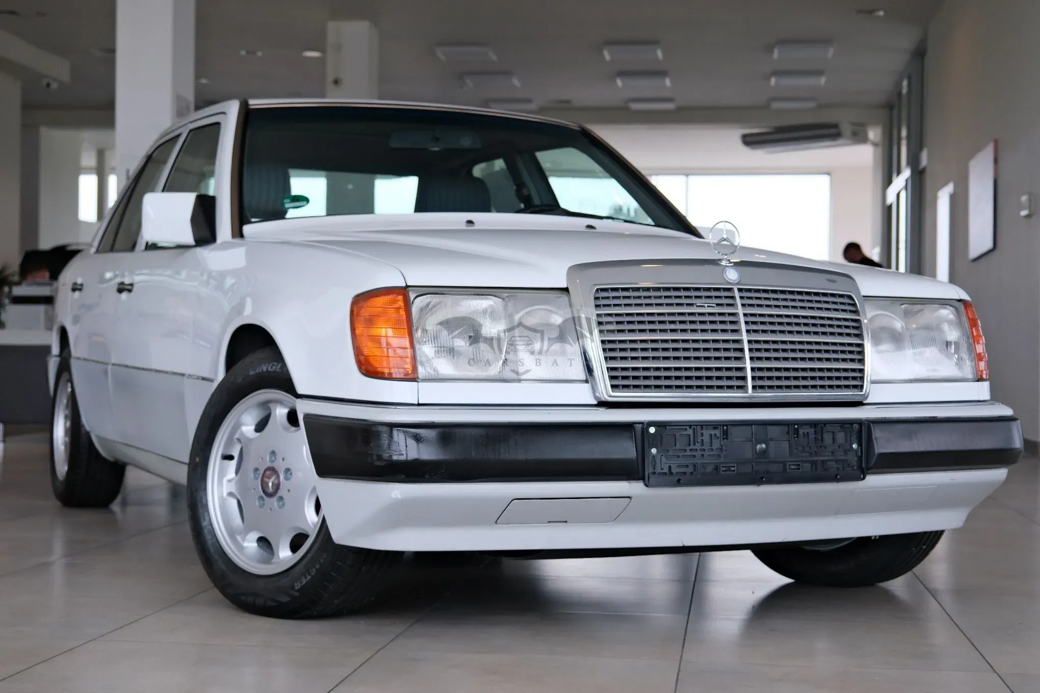 Mercedes-Benz E 1991