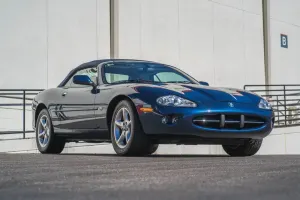 Jaguar XK 2000