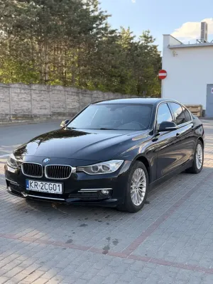 BMW 3 Series F30/F31 318d Luxury Line 2015