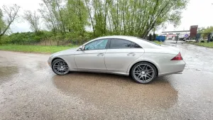 Mercedes-Benz CLS C219 500 2005