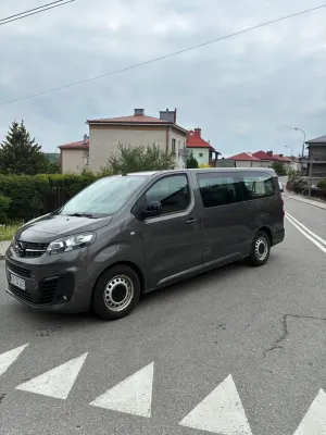 Opel Vivaro III 2022