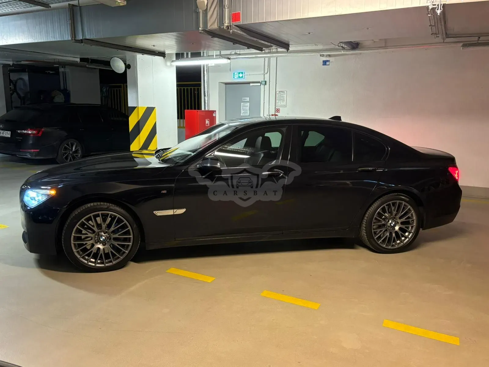 BMW 7 Series F01 750d xDrive 2014