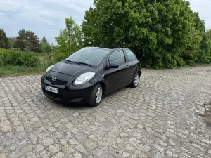 Toyota Yaris II 1.33 VVT-i Cool 2010