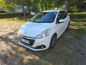 Peugeot 208 I 2015