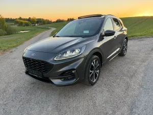 Ford Kuga III 2.0 EcoBlue 4x4 ST-LINE X 2022