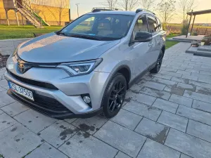 Toyota Rav4 IV 2.0 D-4D Premium 4x2 2017