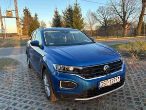 Volkswagen T-ROC I ver-1-5-tsi-gpf-act-advance 2021
