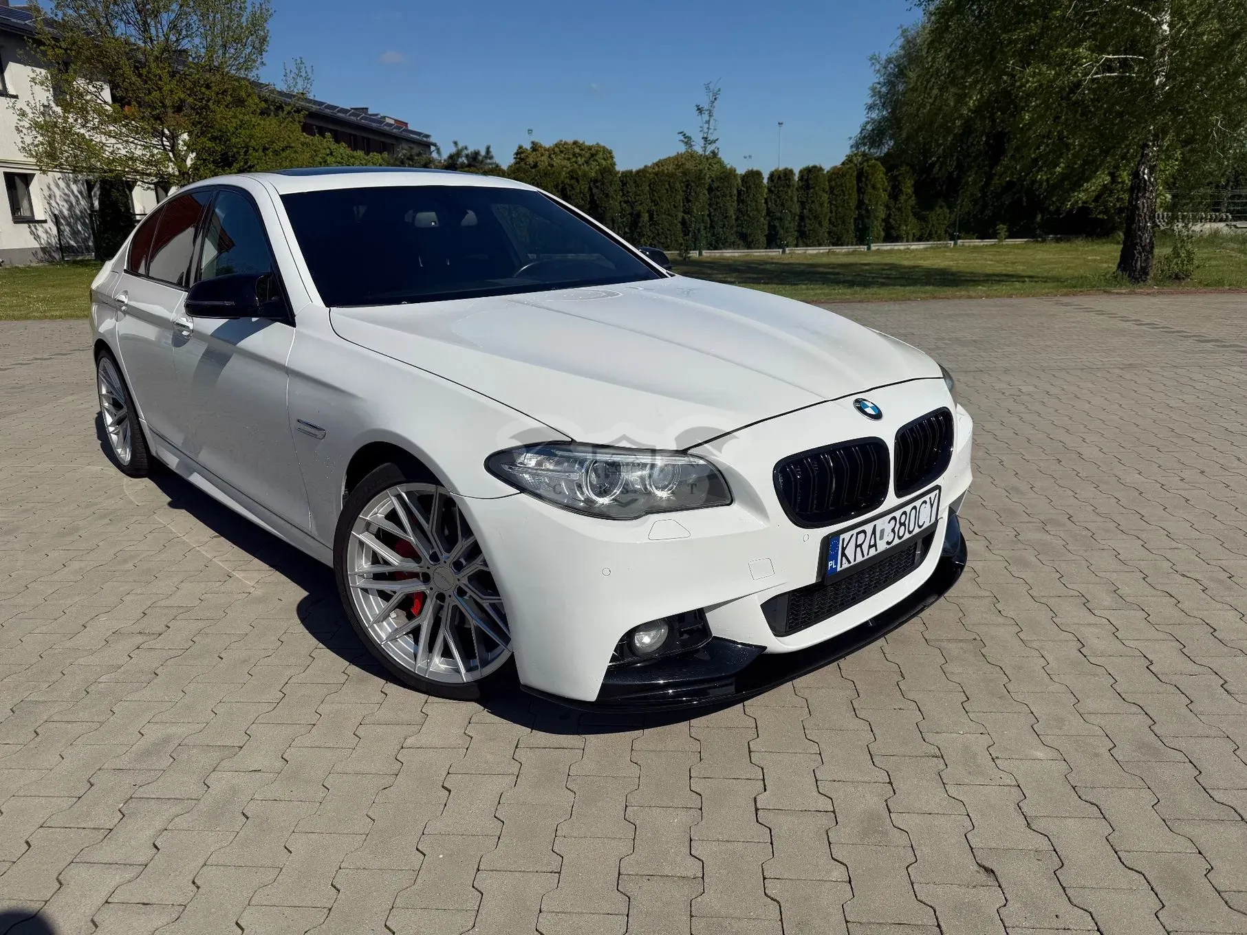 BMW 5 Series F10/F11 550i 2014