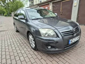 Toyota Avensis II 2.2 D-4D Sol 2007