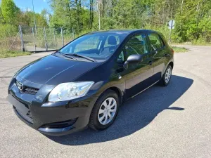 Toyota Auris I 1.4 VVT-i Terra 2007