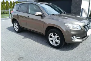 Toyota Rav4 III 2010